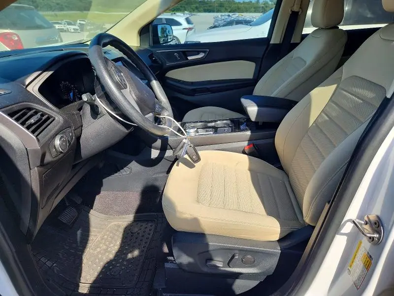 2020 FORD EDGE SE  
