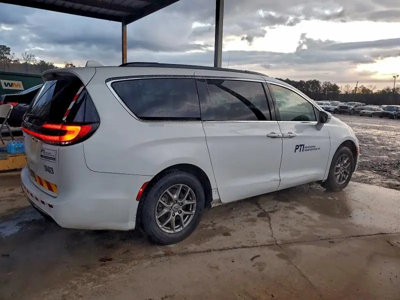 2022 CHRYSLER PACIFICA TOURING  