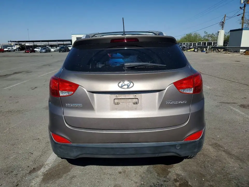 2012 HYUNDAI TUCSON GLS  