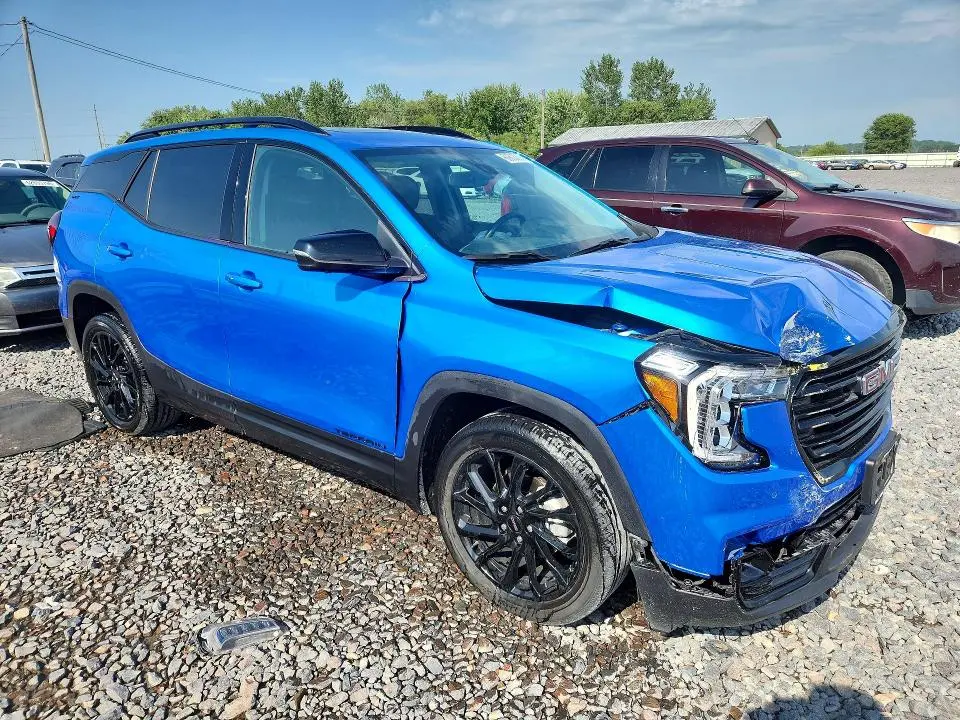 2024 GMC TERRAIN SLT  