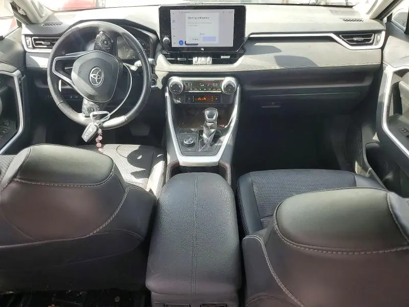 2024 TOYOTA RAV4 LIMITED  