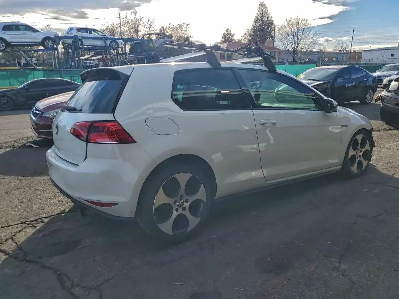 2016 VOLKSWAGEN GTI S/SE  