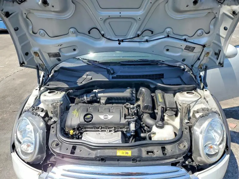 2012 MINI COOPER   