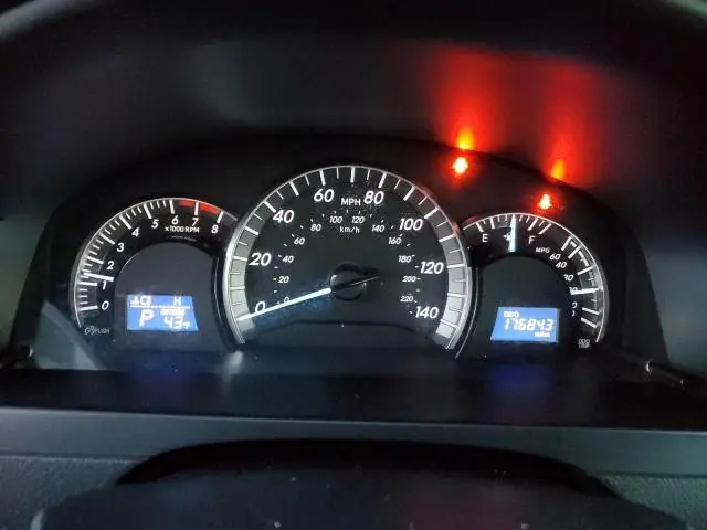 2012 TOYOTA CAMRY BASE  