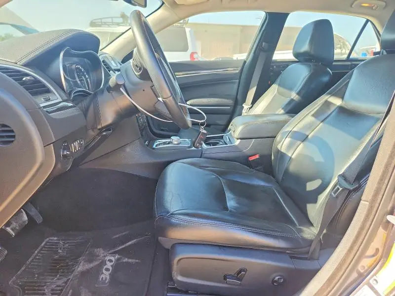 2017 CHRYSLER 300 LIMITED  