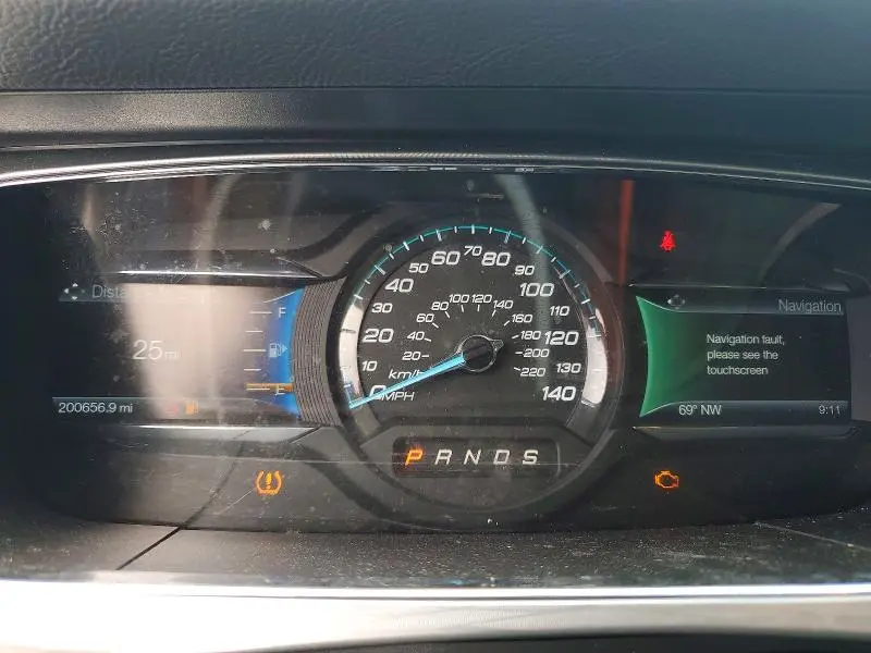 2015 FORD TAURUS SEL  