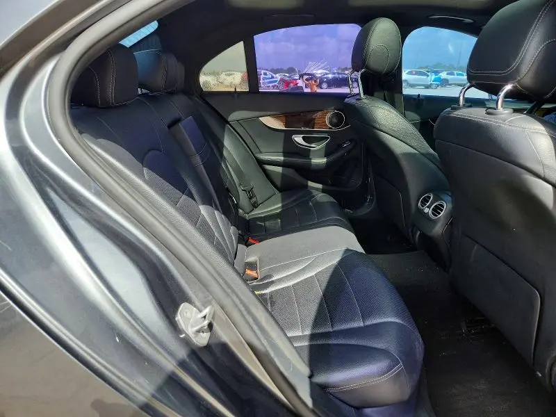 2018 MERCEDES-BENZ C 300  