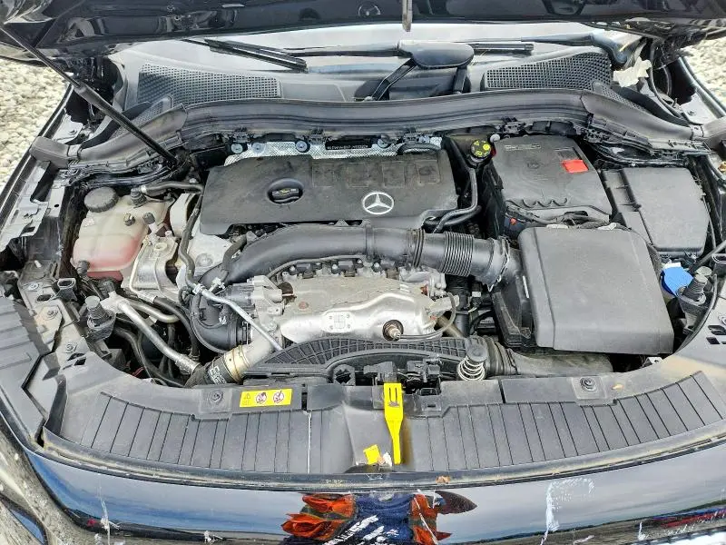 2023 MERCEDES-BENZ GLA 250 4MATIC  