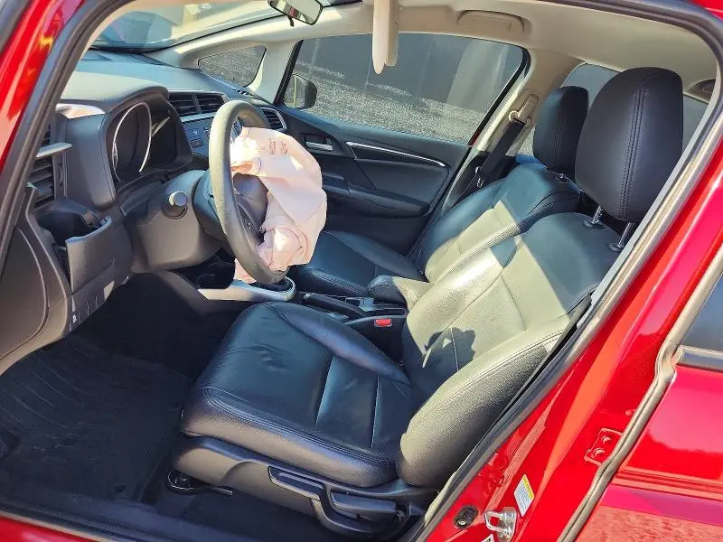 2015 HONDA FIT LX  