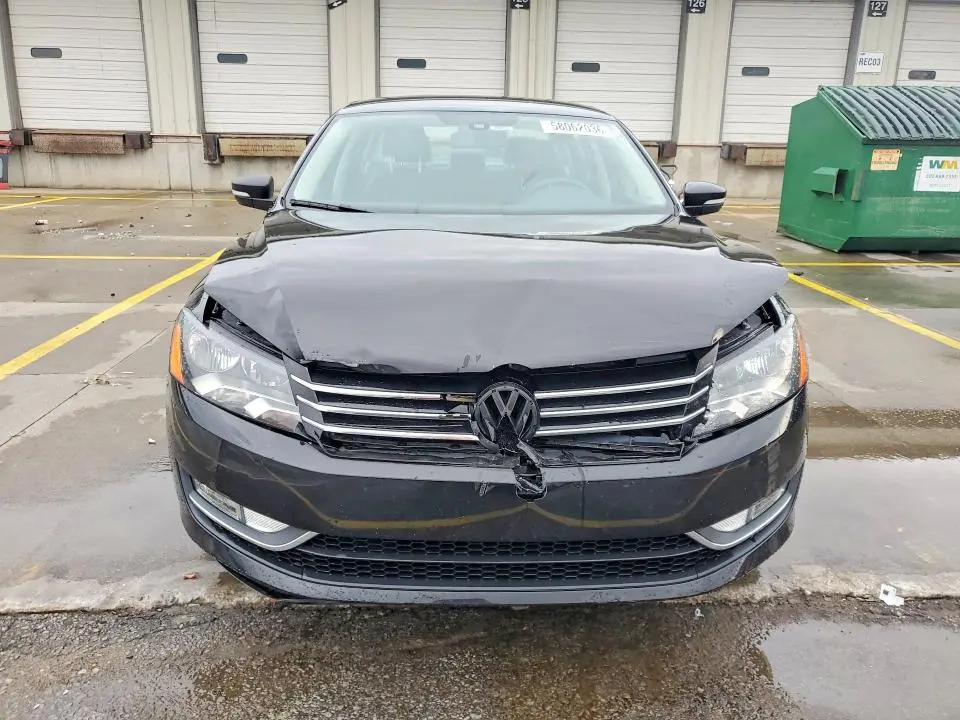 2015 VOLKSWAGEN PASSAT S  