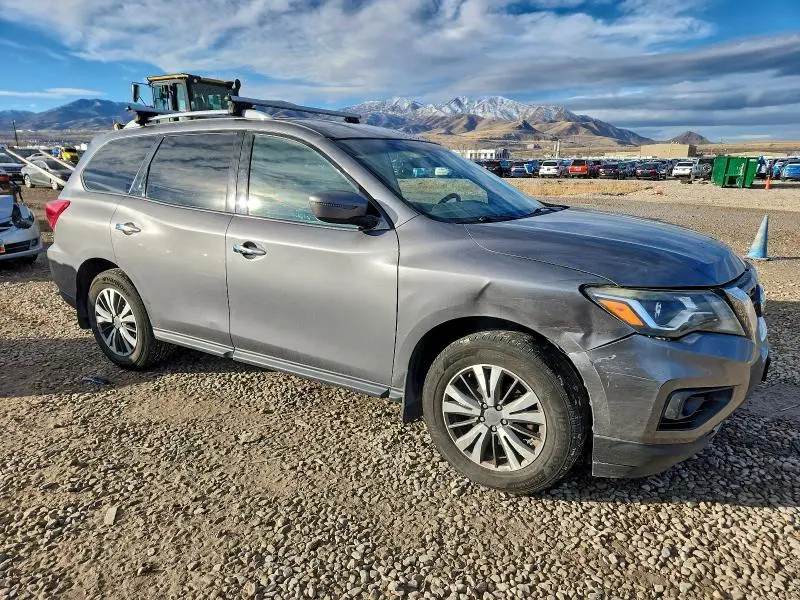 2017 NISSAN PATHFINDER S  