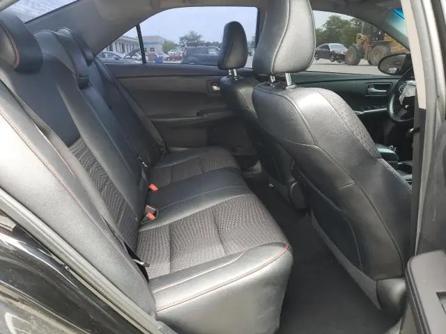 2015 TOYOTA CAMRY LE