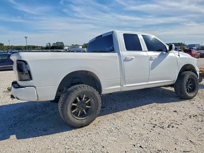 2013 RAM 1500 ST  