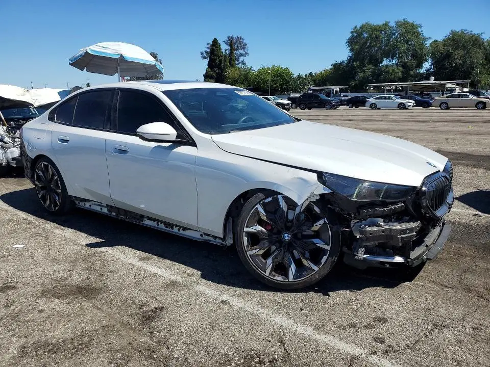 2025 BMW 530 I  