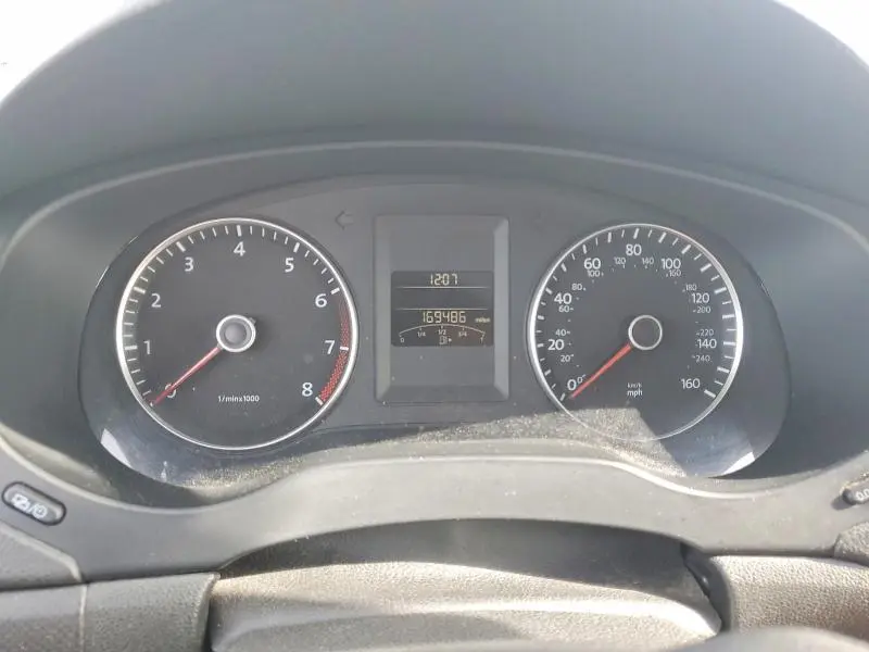 2012 VOLKSWAGEN JETTA SE  