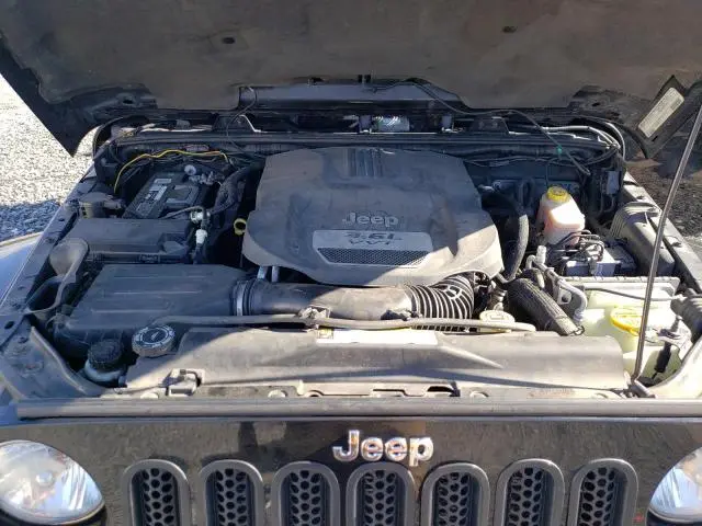 2012 JEEP WRANGLER SAHARA  