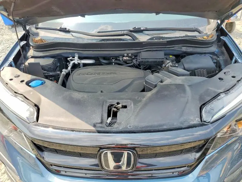 2021 HONDA PILOT SE  