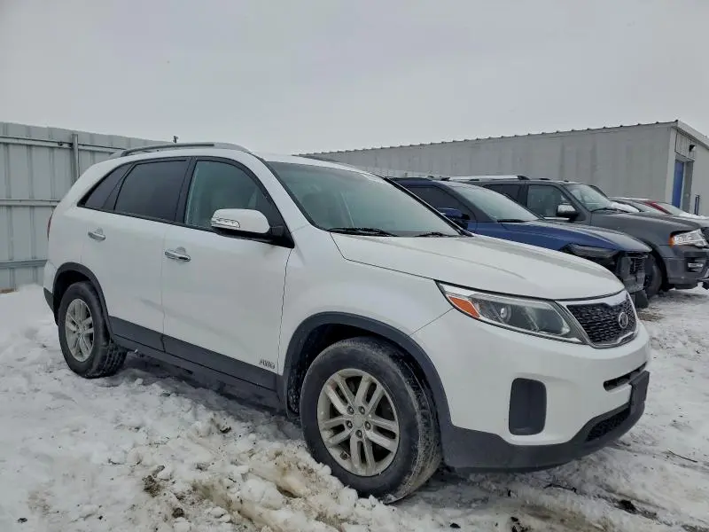 2015 KIA SORENTO LX  