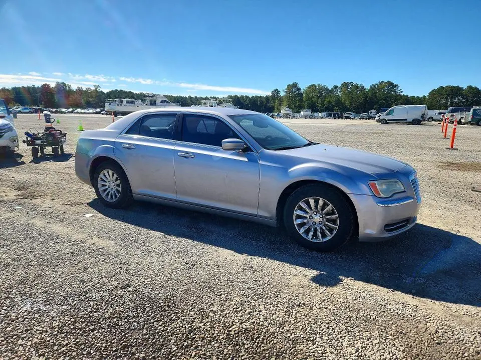 2013 CHRYSLER 300   