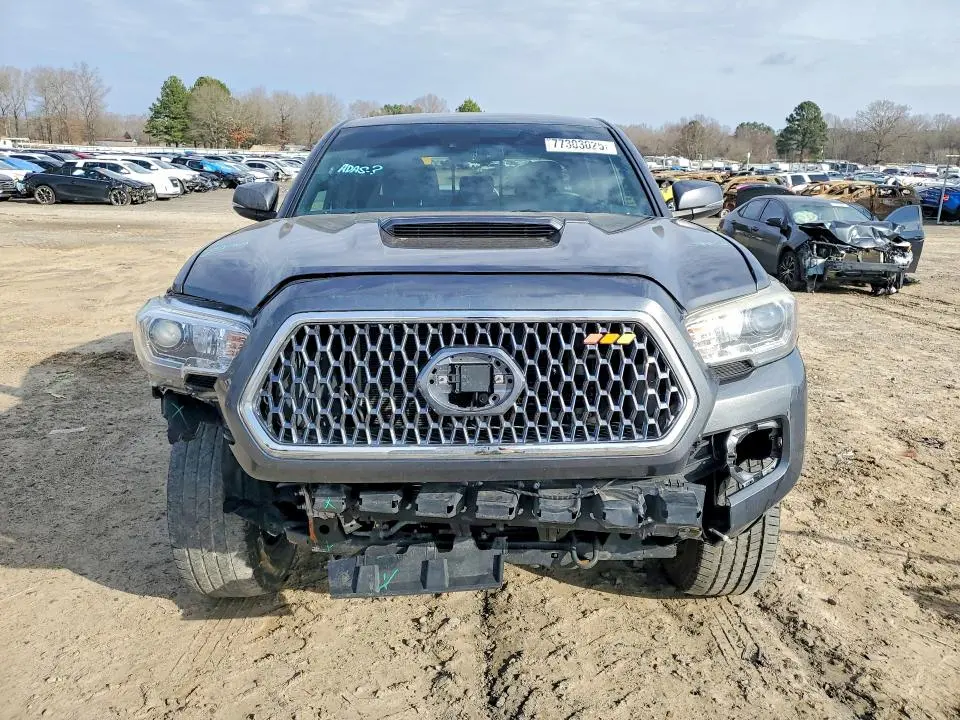 2018 TOYOTA TACOMA DOUBLE CAB  