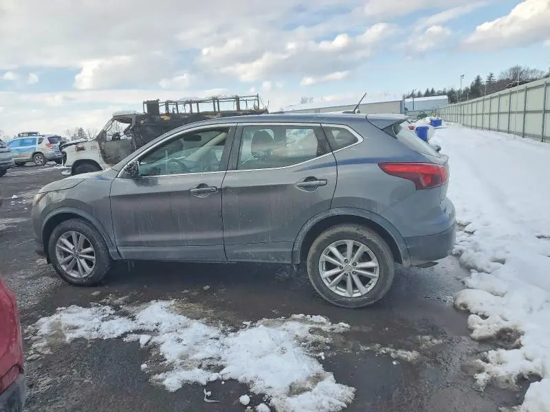 2017 NISSAN ROGUE SPORT S  