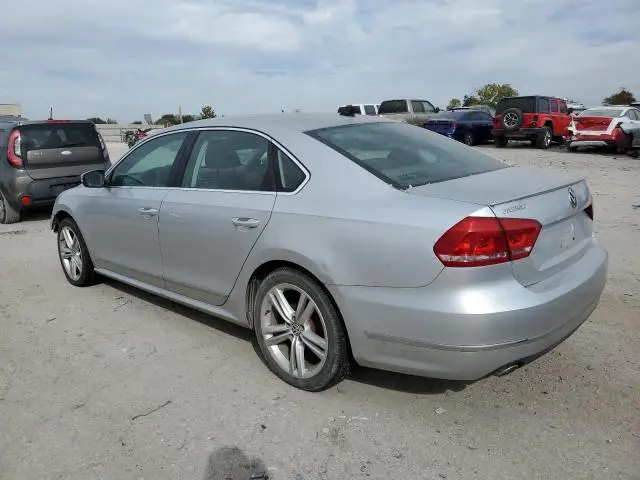2013 VOLKSWAGEN PASSAT SEL