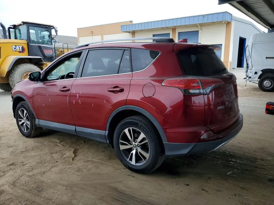 2018 TOYOTA RAV4 XLE  