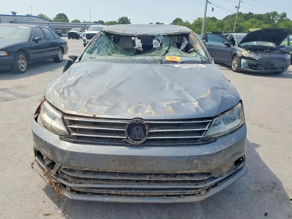 2016 VOLKSWAGEN JETTA SPORT  
