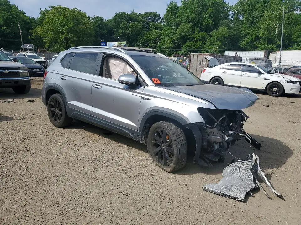 2022 VOLKSWAGEN TAOS SE IQ DRIVE  