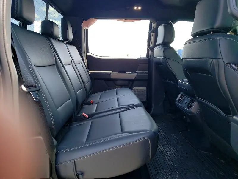 2025 FORD F150 XLT  