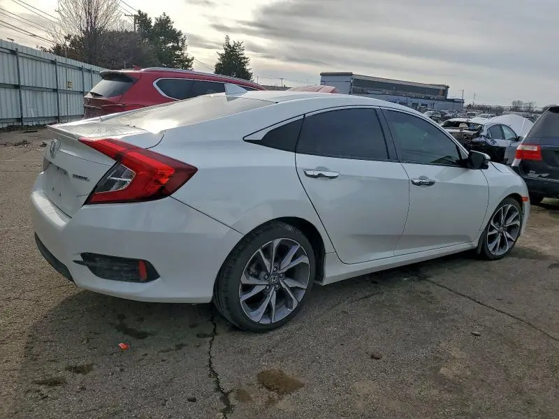 2019 HONDA CIVIC TOURING  
