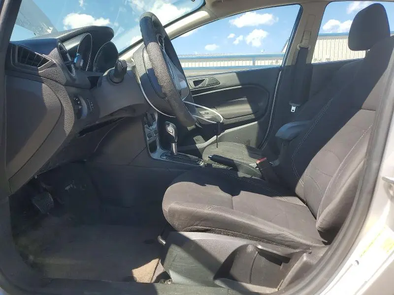 2018 FORD FIESTA SE  