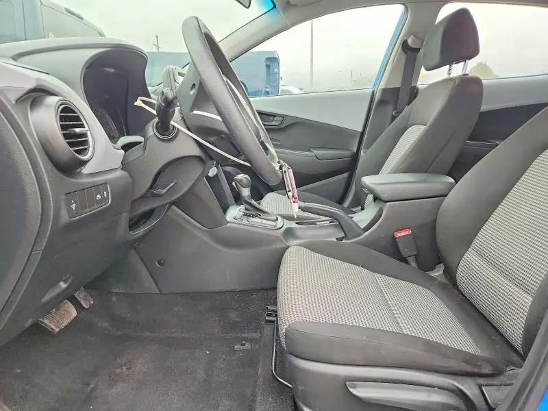 2021 HYUNDAI KONA SE  