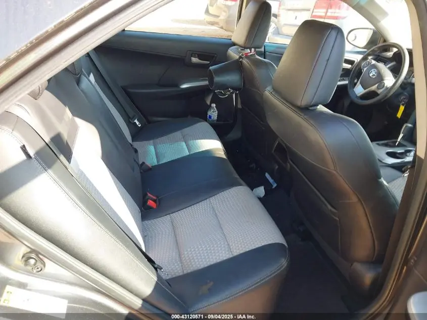 2014 TOYOTA CAMRY SE