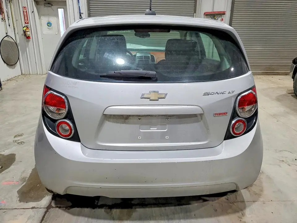 2015 CHEVROLET SONIC LT  
