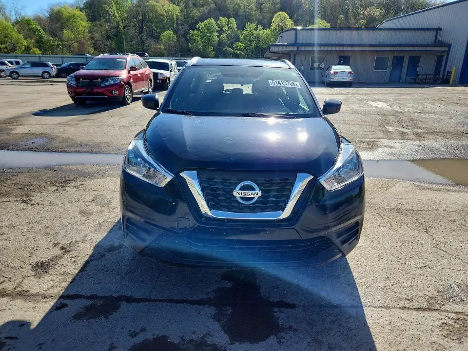 2019 NISSAN KICKS SV  