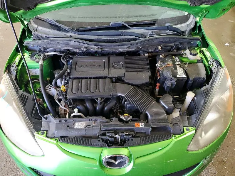 2013 MAZDA MAZDA2   