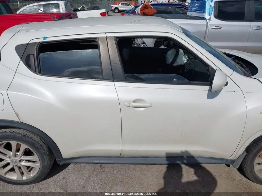 2013 NISSAN JUKE S