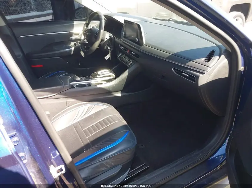 2021 HYUNDAI SONATA SE