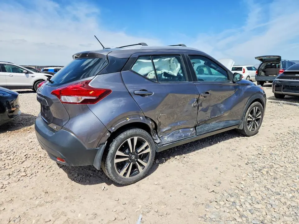 2018 NISSAN KICKS SV  