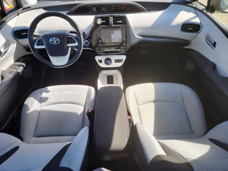 2016 TOYOTA PRIUS THREE  