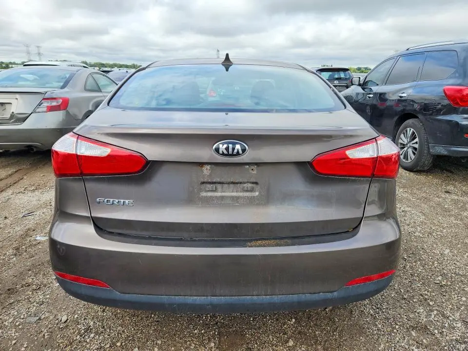 2015 KIA FORTE LX  