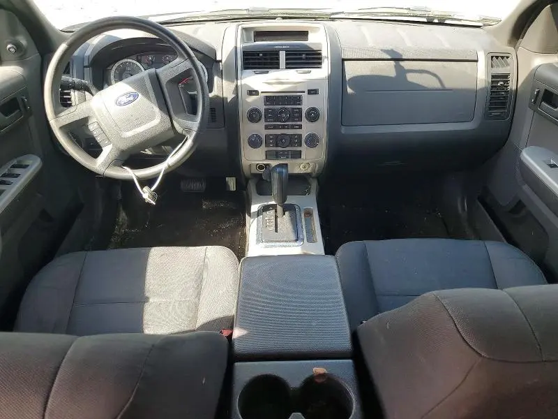 2011 FORD ESCAPE XLT  