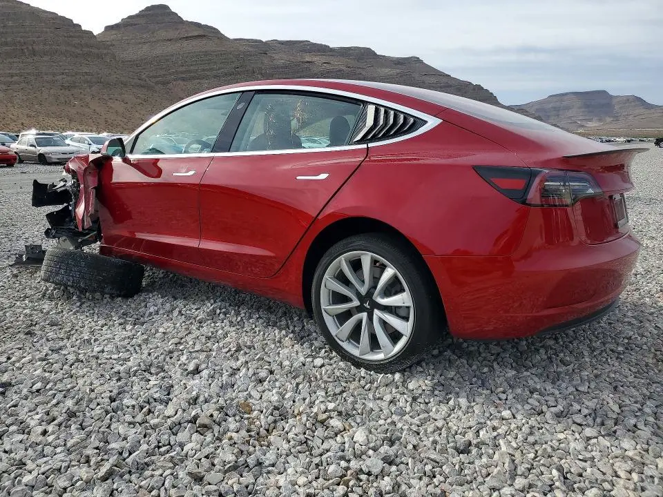 2018 TESLA MODEL 3   