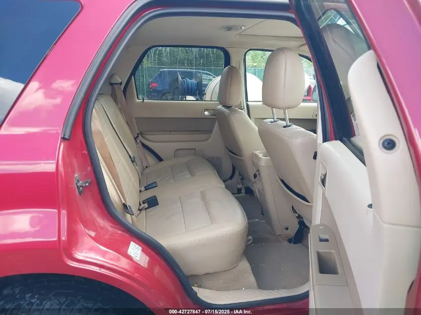 2010 FORD ESCAPE LIMITED