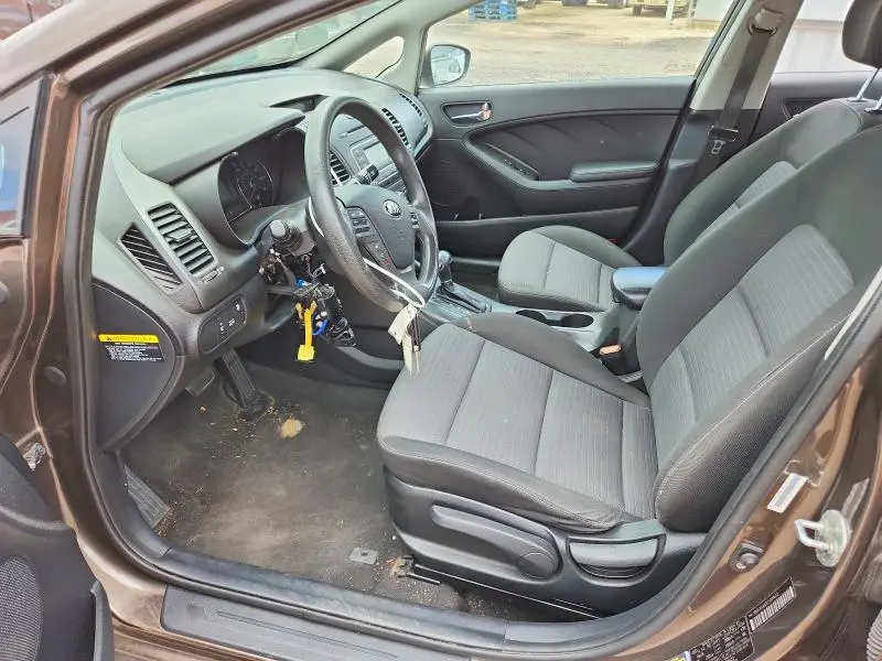 2015 KIA FORTE LX  