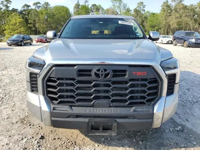 2024 TOYOTA TUNDRA CREWMAX SR  