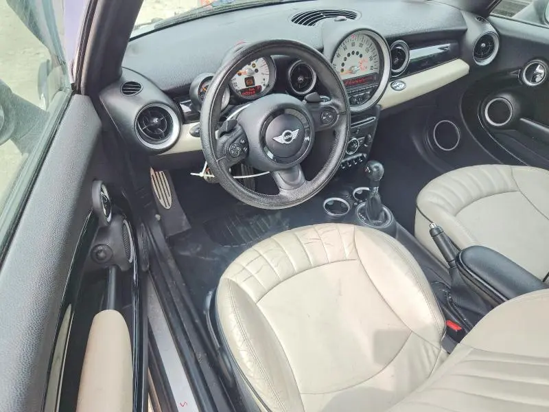 2012 MINI COOPER S  