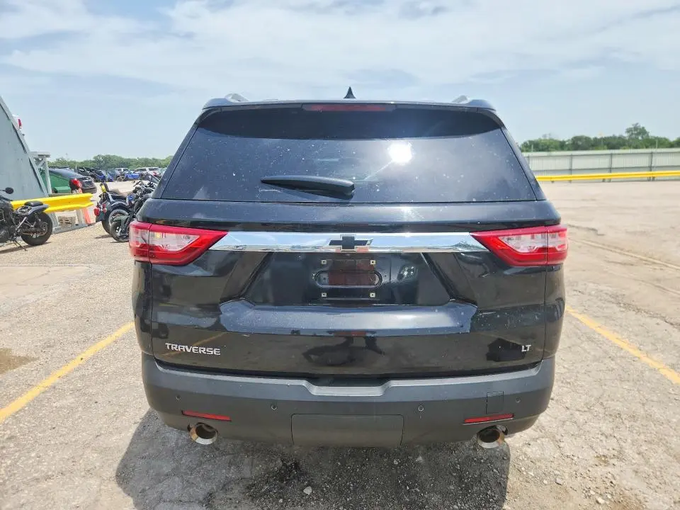 2018 CHEVROLET TRAVERSE LT  