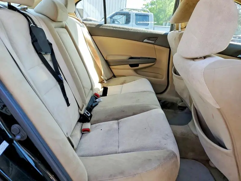2010 HONDA ACCORD LX  